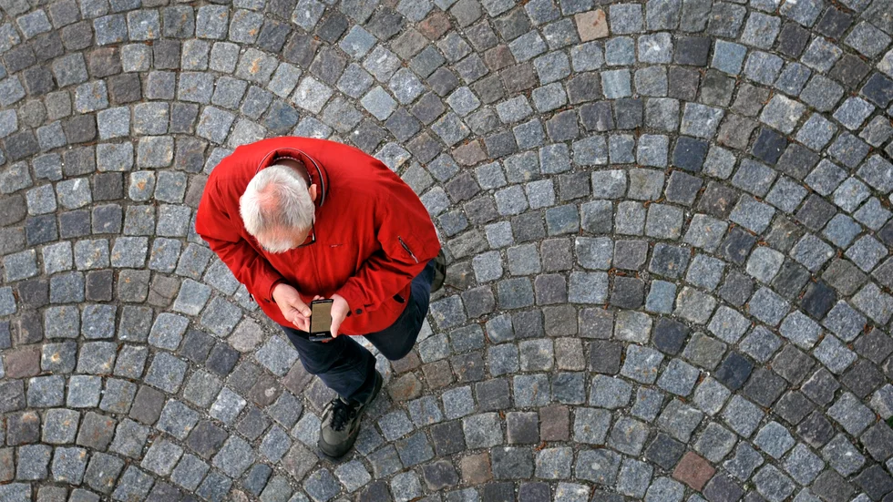 "Jag är 77 år och fick nyligen ett brev från Länsförsäkringar med tips på hur man undviker telefonbedragare. Jättebra initiativ med konkreta tips. Men jag och min fru har gått ett steg längre", skriver signaturen "Bosse".