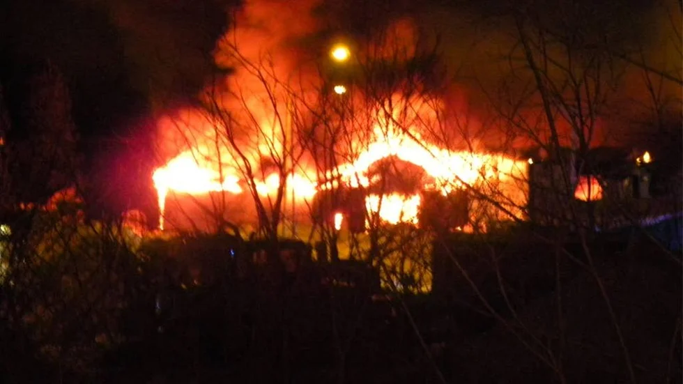 För drygt ett år sedan stog företaget i ljusan låga.