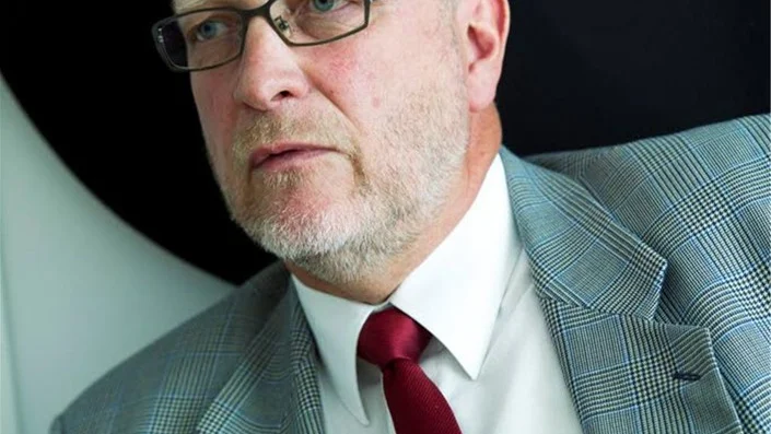 Landshövding, Sven-Erik Österberg, villl till nästa år göra en ordentlig analys över hur björnpopulationen egentligen ser ut.