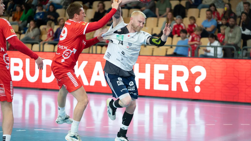 Victor Skillhammar avslutar karriären och blir tränare i Kristiansand. 