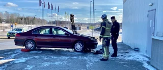 Bilbrand på Lövåsen – privatpersoner ingrep