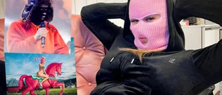 Fröken Snusk träffar "snuskisar" på nattklubb i Luleå