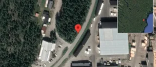 Brinnande fordon stoppade trafiken på väg