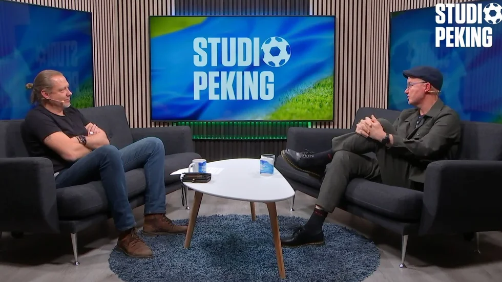 Glen Riddersholm gästar veckans Studio Peking där det blir en lång intervju med IFK-tränaren. 