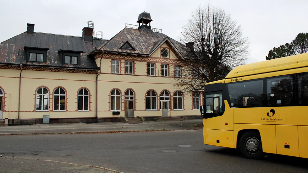 Händelsen skedde vid Hultsfred resecentrum. 
