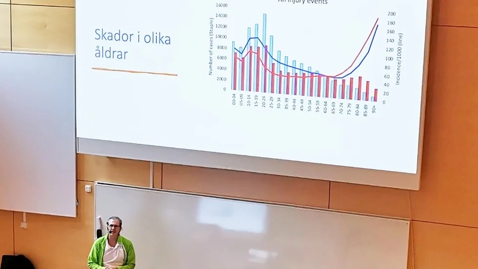 Ortoped vid Sunderby sjukhus, Fredrik Röding, var en av föreläsarna.