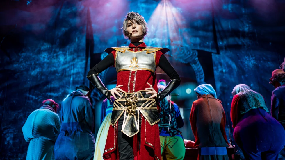 Yohio har lämnat Japan och kommit tillbaka till Sverige igen efter sex år, nu i rollen som prins i Snövit the musical