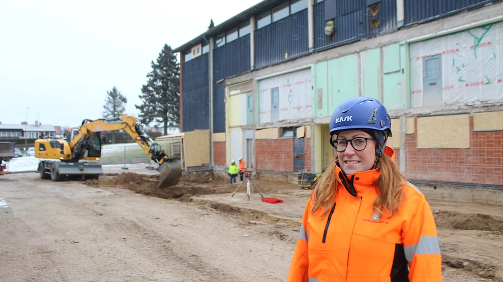 Terese Ax är projektledare på Ödeshögsbostäder för ombyggnaden av Lysingskolans sporthall, som ska bli modernare, tryggare och mer energieffektiv.