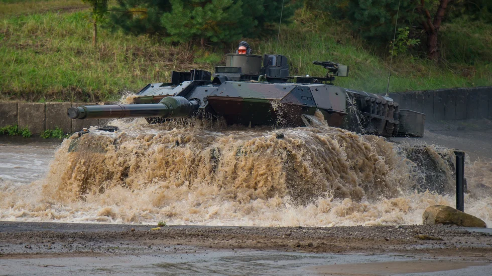 En av Tysklands egna Leopard 2-stridsvagnar, här i övning i Münster år 2017. Arkivbild.