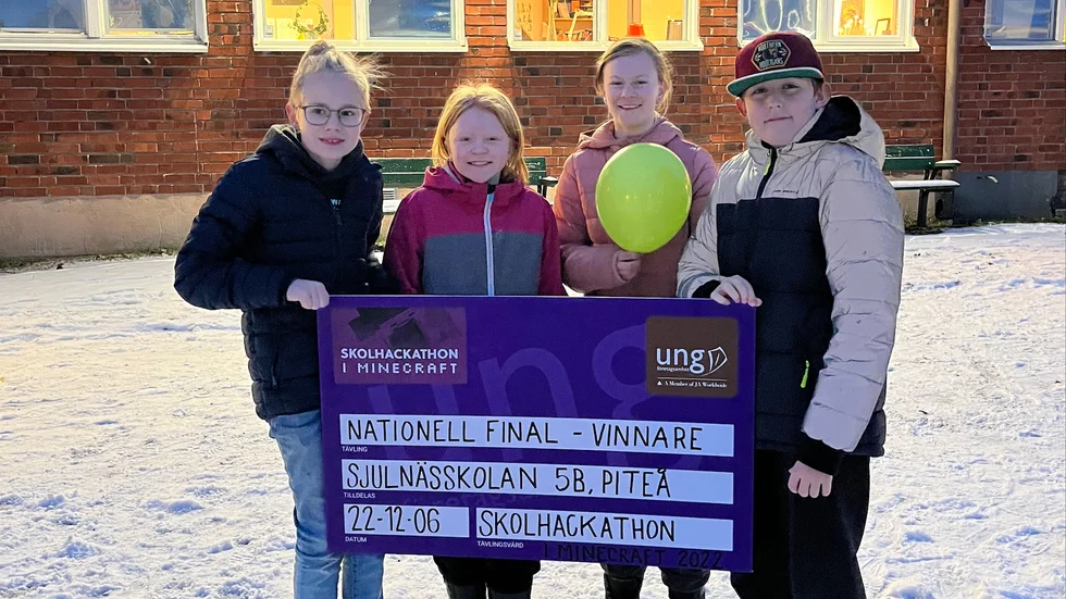 Skolhackathon 2022 vanns av Sjulnässkolans klass 5B som representerades av Lukas Andersson, Hanna Andersson, Lovisa Öhlund och Olle Hällgren.
