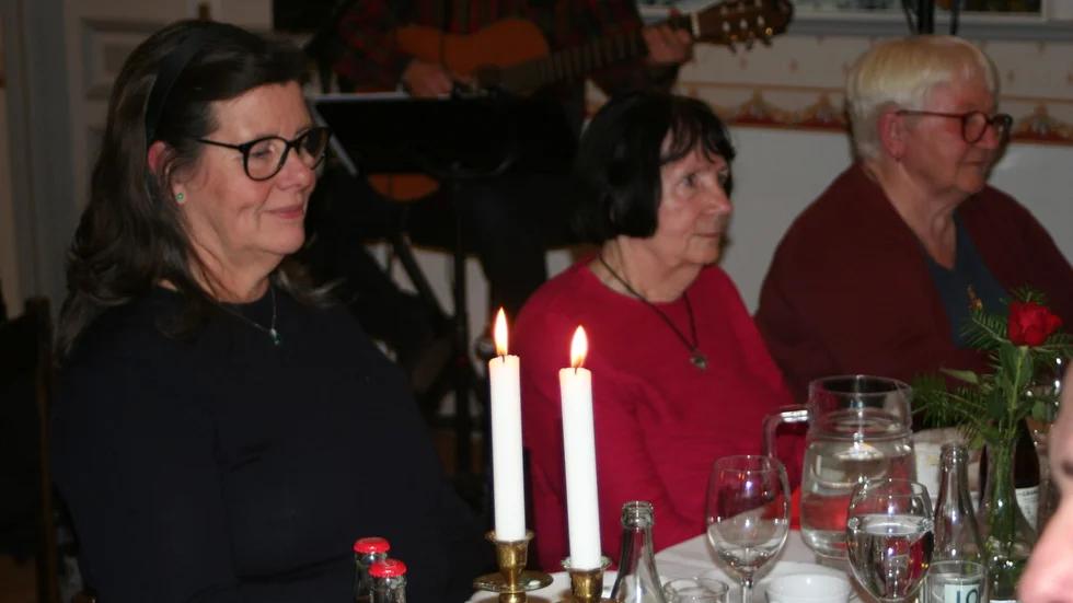 Ewa Eriksson, Monica Hansen och Ewa Sandberg deltog i julmiddagen.