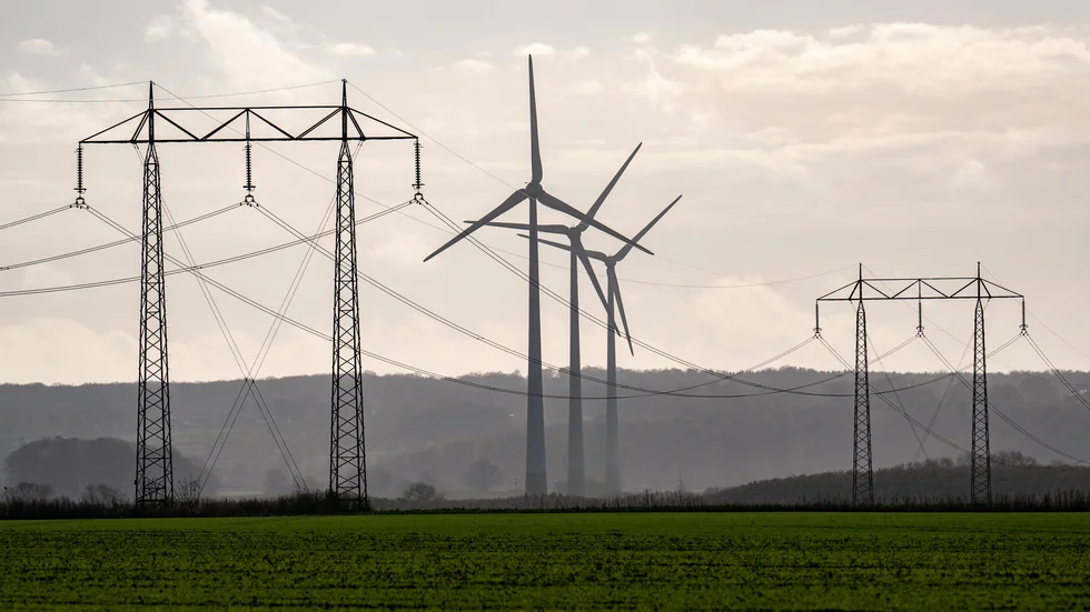 

Om Sveriges och Sörmlands elektrifiering ska förverkligas snabbt behövs mer landbaserad vindkraft, skriver fem forskare.