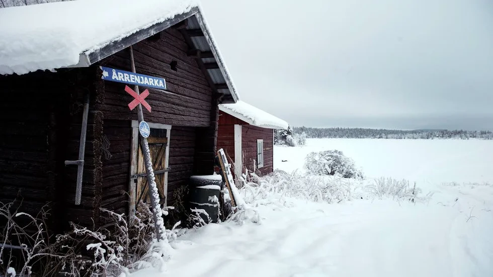 KRITIK MOT RESERVAT. Stora reservatsbildningar är på gång i Jokkmokk, bland annat i närheten av Årrenjarka. Den här skoterleden går dock över Saggat, en bit ifrån det senast bildade reservatet Njannja.