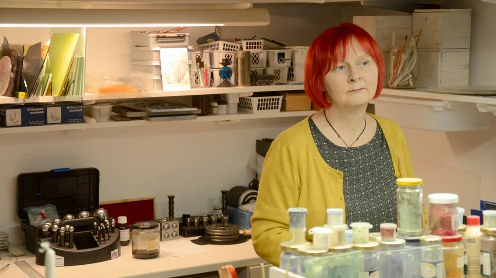 ARBETE. I perioder är det många timmar som spenderas ute i verkstaden.ARBETE. I perioder är det många timmar som spenderas ute i verkstaden.