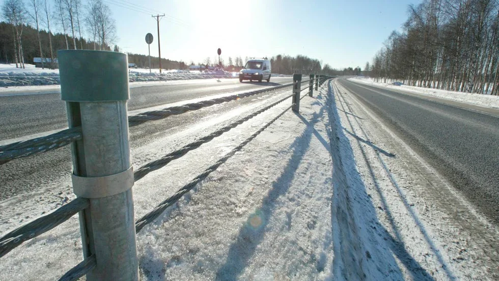 Smalare. Se upp för moddsträngen som gör mitträckesvägen smalare.