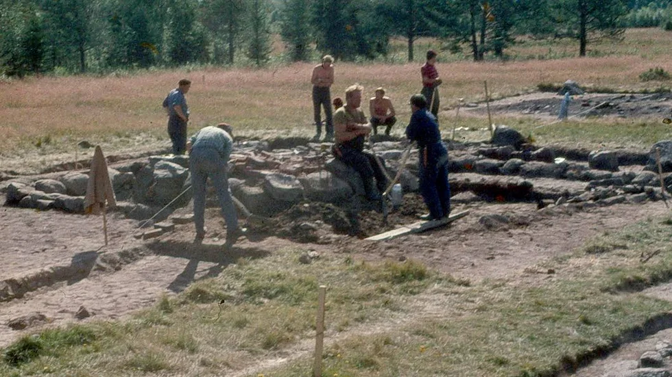 stadsutgrävning. Inom området som blev friluftsmuseet Hägnan i Gammelstad gjordes 1968 arkeo-        logiska utgrävningar.