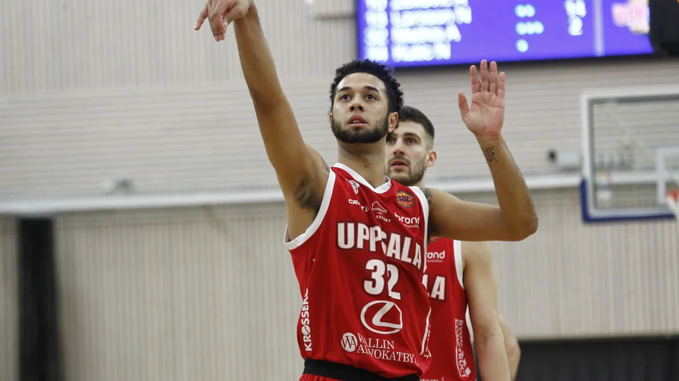 Anthony Mathis stod för 29 poäng i den viktiga segern mot Köping. Arkivbild.