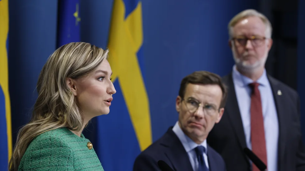 Energi- och näringsminister Ebba Busch (KD), statsminister Ulf Kristersson (M) samt arbetsmarknads- och integrationsminister Johan Pehrson (L) under en pressträff tidigare i december.