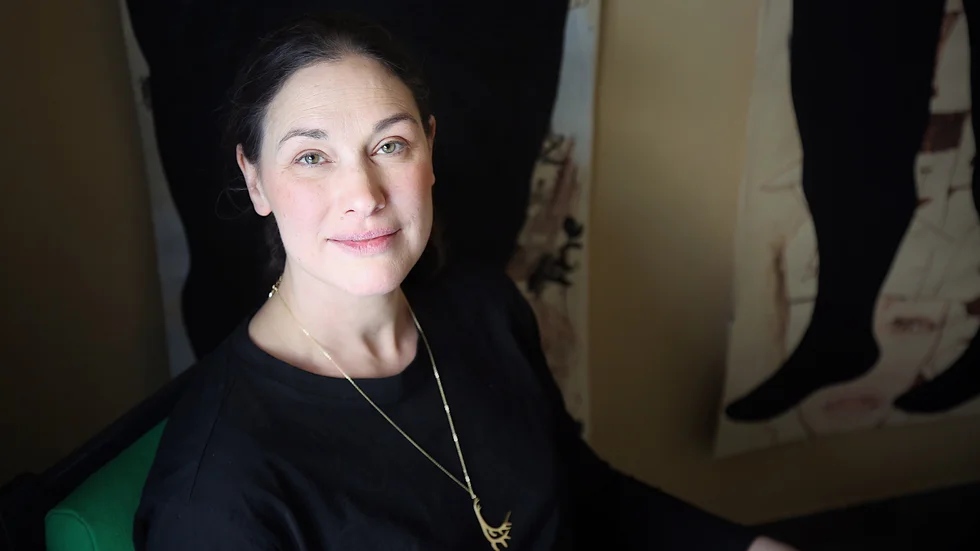 Harleen Kalkat är aktuell i den kritikerrosade tv-serien "Händelser vid vatten". Hon spelar karaktären Önis som också ligger nära hennes egen personlighet. "Det känns väldigt stort och fint att få vara med."