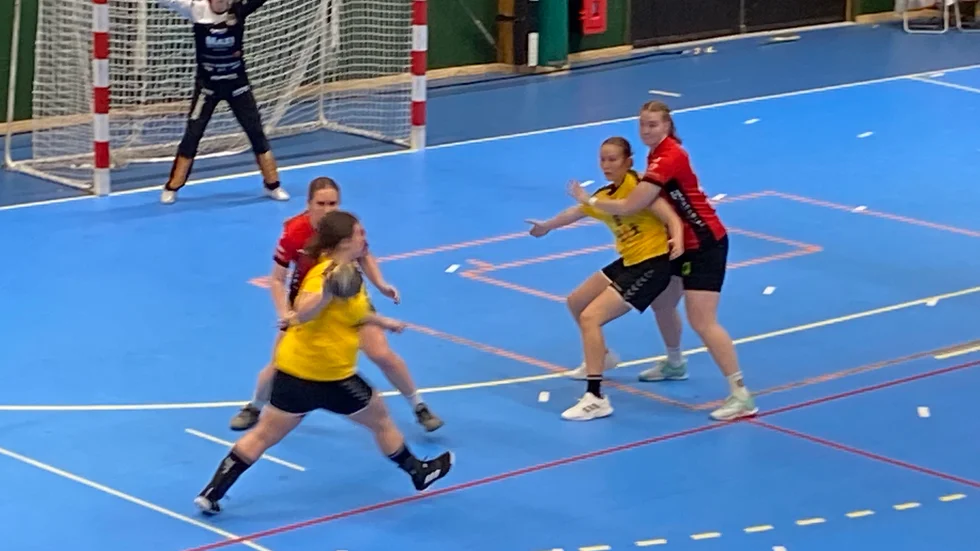 EHF föll för femte seriematchen i rad. 