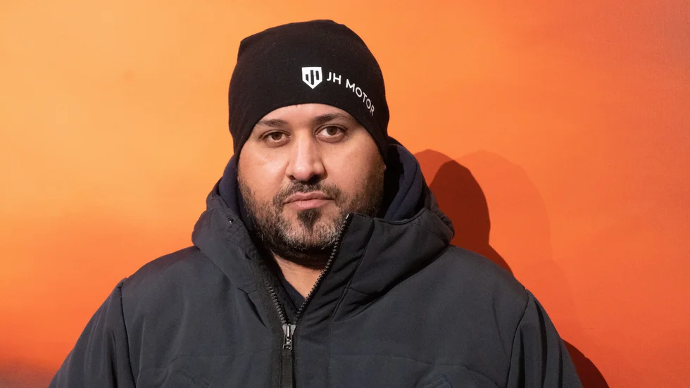 Mohammad Ojeli har sina syskon i det jordbävningsdrabbade området i Syrien.