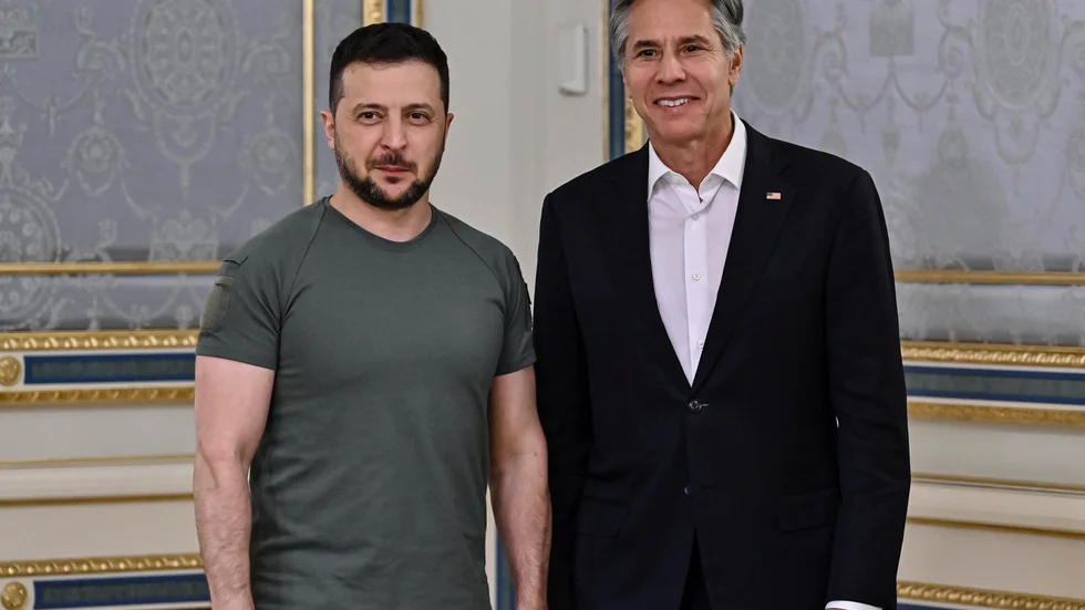 Ukrainas president Volodymyr Zelenskyj tillsammans med USA:s utrikesminister Antony Blinken i Kiev i september. Arkivbild.