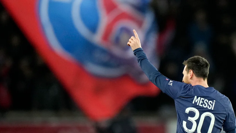 Lionel Messi var tillbaka i PSG:s startelva i kvällens ligamatch mot Angers och gjorde ett av målen i 2–0-segern.