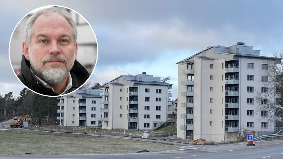 Nästa vecka är det dags för hyresgäster i de nybyggda husen intill Jogersövägen att flytta in. Men intresset är hittills svalt. Infälld i bilden: Johan Eriksson, vd Nyköpingshem.