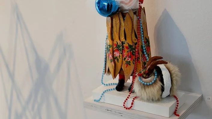Anna Sjons Nilssons ”Geten och jag”, med delvis förebild från Rauschenbergs get på Moderna museet.