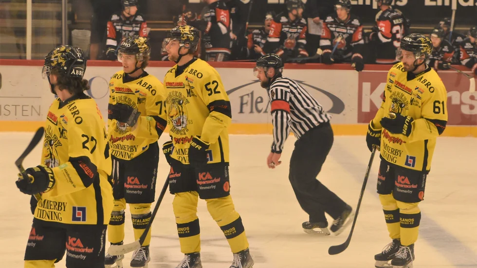 Som väntat blev det en en tät och tight match mellan Nybro och Vimmerby.Många spelare i VH var bra. 