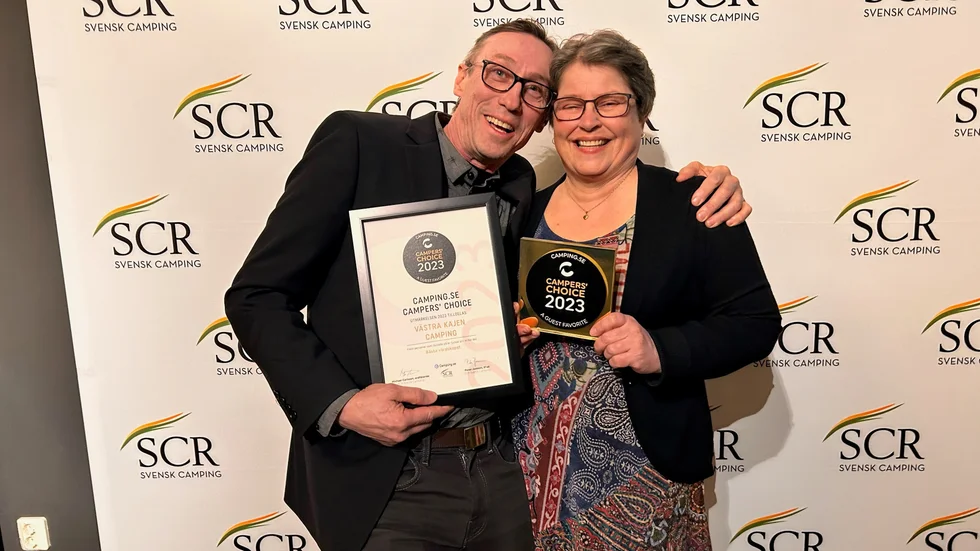 Västra kajen har återigen vunnit Campers' Choice där gästerna själva får rösta fram sin favoritcamping. Tomas Lindbäck och Karin Lindström mottog priset vid en galakväll på Hotel Tylösand.