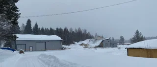 Huge industrial building collapses