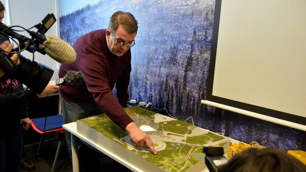Per-Erik Lindvall visar hur Leveäniemi kommer expandera.