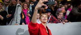 Linköpingsstjärnan firade med fansen i natt