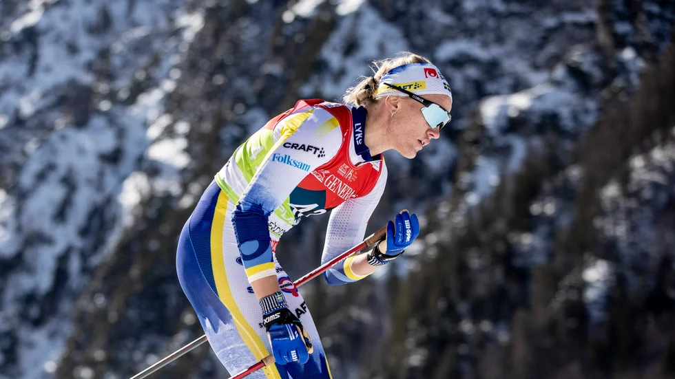 Linn Svahn, här under skid-VM i Planica häromveckan, är sjuk och missar tisdagens världscupsprint i norska Drammen.