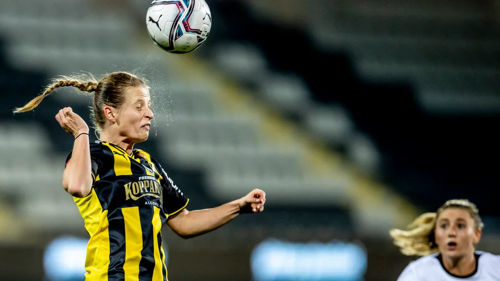 Anna Anvegård nickade till för Häcken när laget tog sig till semifinal i Svenska cupen. Arkivbild.