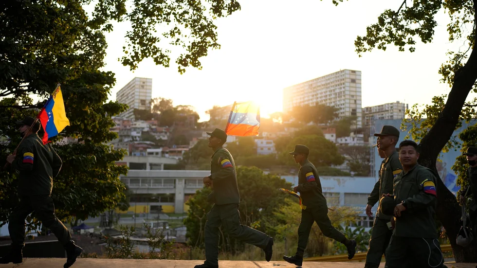Soldater i Venezuelas huvudstad Caracas den 15 mars.