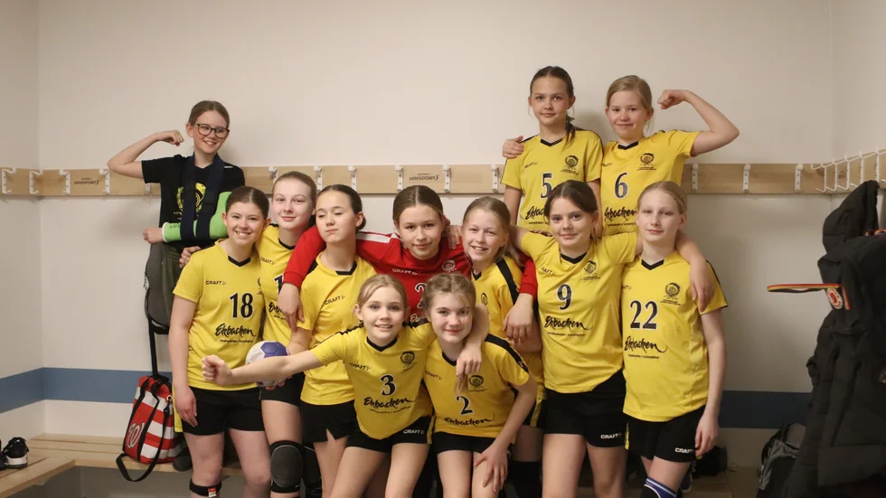 Framgångsrika. KAIK:s 12-åriga tjejer som nådde semifinalen och var ett par mål ifrån en finaplats.
