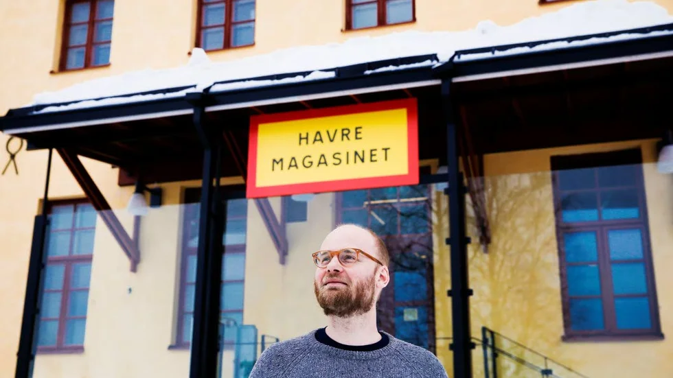 Barents. Cornelius Stiefenhofer är ny konsthallschef på Havremagasinet. "Jag vill skapa än fler konstsamarbeten inom Barentsregionen", säger han.