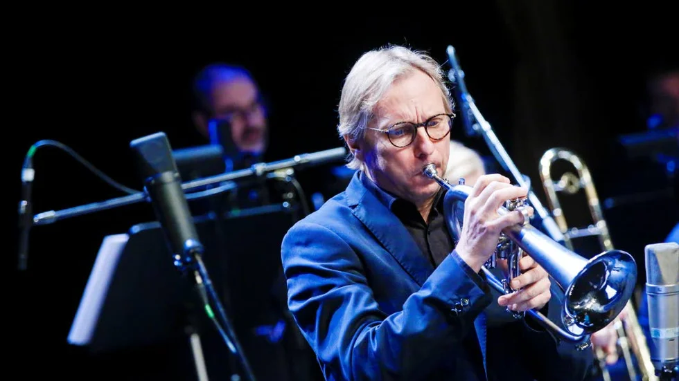 Dan Johansson, trumpetare i Norrbotten Big Band släpper en egen jazzskiva med egenkomponerat material den 27 november.
