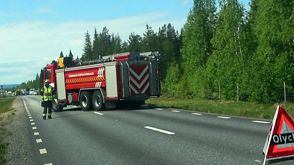 Polisens bild efter dödsolyckan utanför Arvidsjaur börjar klarna, uppger Aron Backman, utredningschef vid polisen i Piteå.