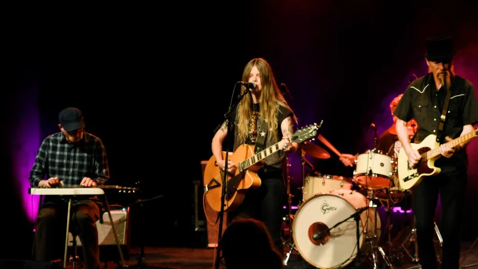 Sarah Shook and the Disarmers, på Lillan, Luleå