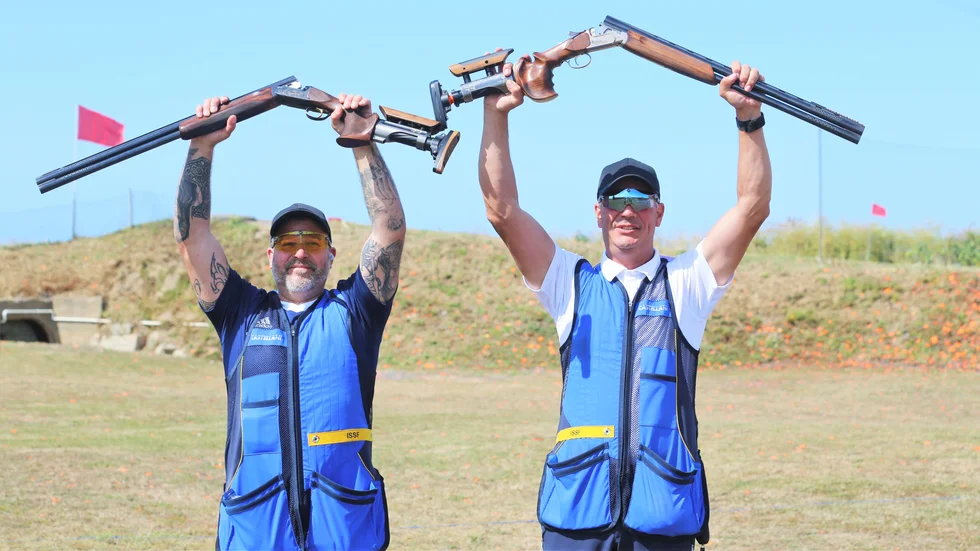 Jonny Lindstedt och Fredrik Mellin. Så heter Gotlands första guldmedaljörer i Island Games. Duon vann guldet i Olympic Skeet Team.