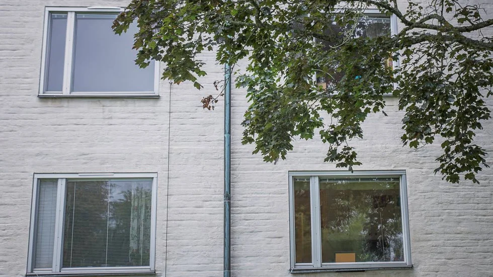 Föregångare. Rackarberget var Sveriges första stora studentområde. Den äldre delen, Gamla studentstaden, ligger i den västra delen och byggdes på 1950-talet.