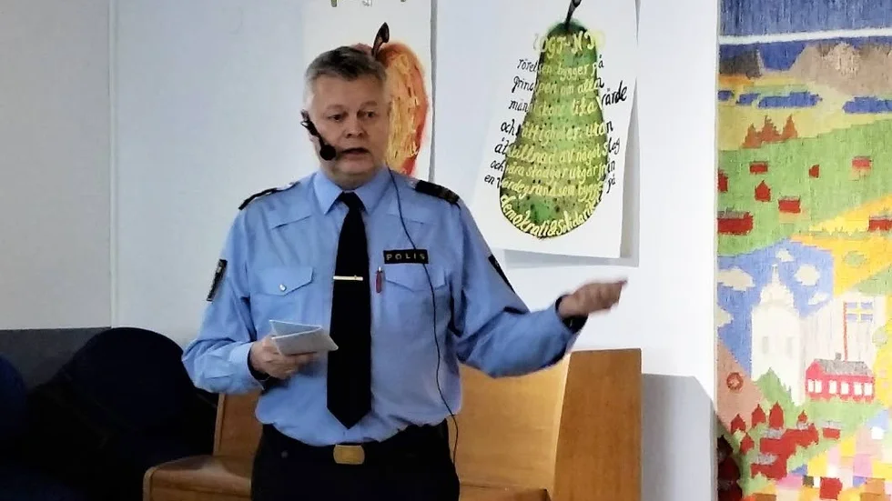 Polisen Mats Ekman varnade för bedragare.