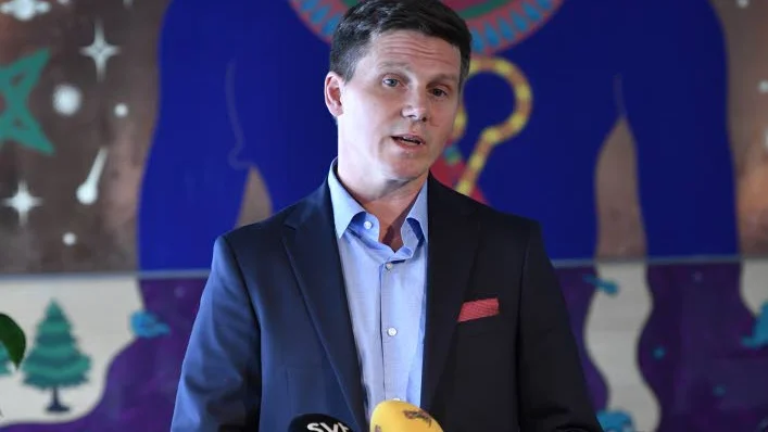 UTMANARE. Erik Ullenhag är också tidigare integrationsminister, och ser i nuläget ut att utmana valberedningens förslag på fredagens landsmöte.