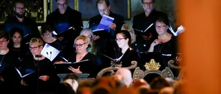 Explosivt orgelspel i uruppförande