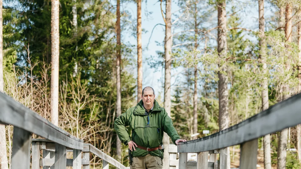 Toby Cowern är överlevnadsinstruktören som valt ett liv i norra Sverige. 