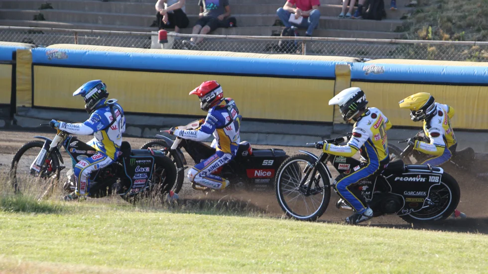 Piraterna speedway