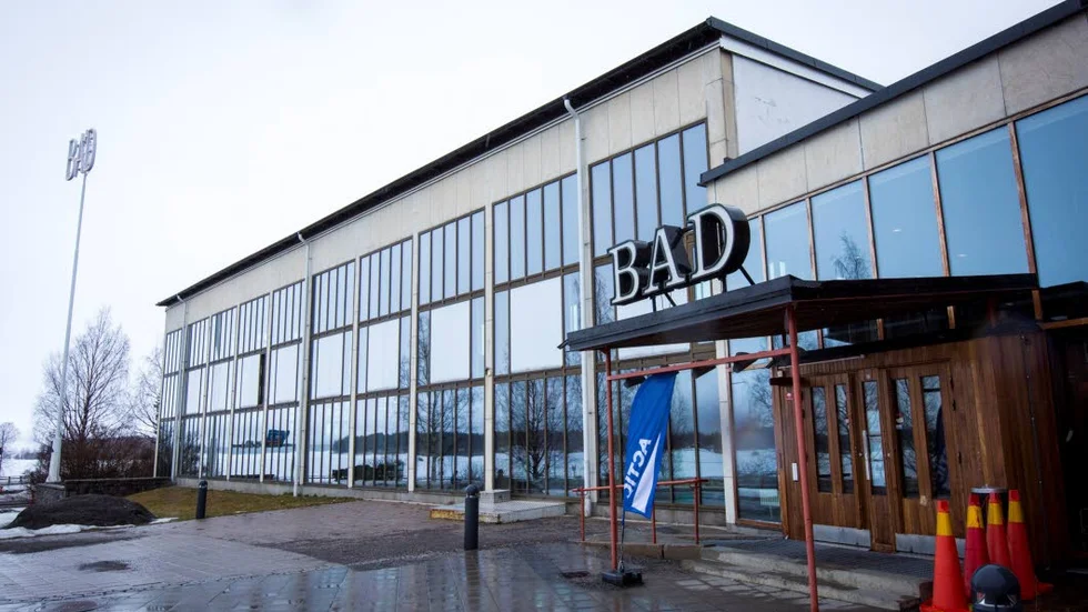 Startklart igen. Sven Nyberg uppleve ett elände ifjol när tisdagsmorgnarnas gympa inte kunde följas upp av bad. Men nu står nbadhuset öppet igen och Sven med vänner kan ta sig ett dopp eller två.